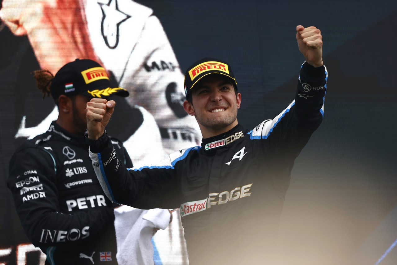 F1 Ungheria 2021: Bottas e Stroll rivoluzionano tutto, vince Ocon, Sainz 3°!